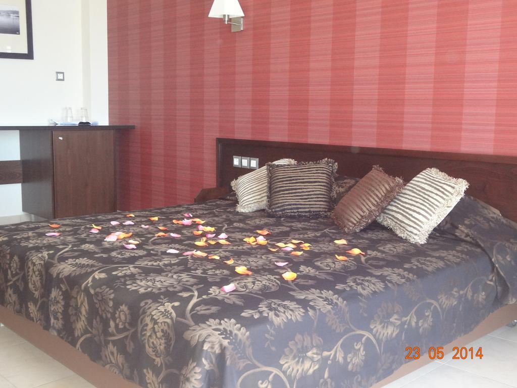Aegea Hotel Karystos  Phòng bức ảnh